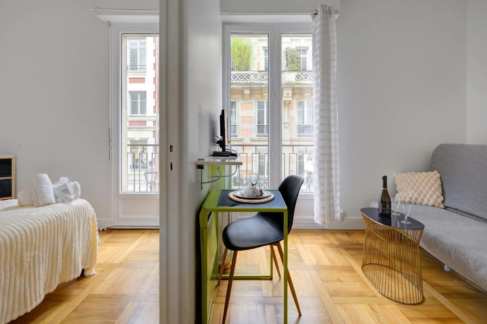 5018 Suite Murillo - Nice Apartment Champs-Elysees Paris